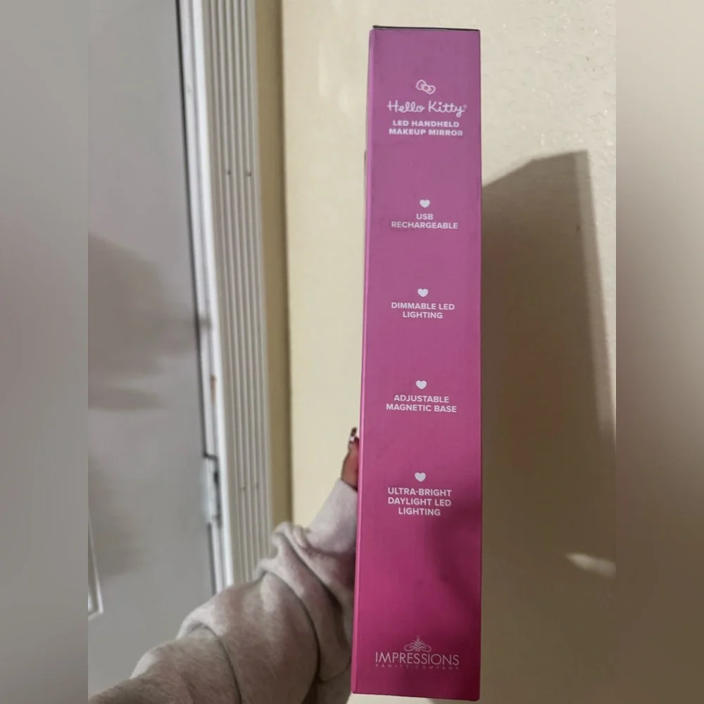 Hello Kitty Pink LED Makeup Mirror